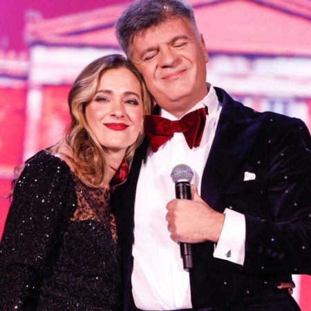 Αποχώρησαν Δεληβοριάς-Μποφίλιου από την παράσταση «Πες το Ψέματα»