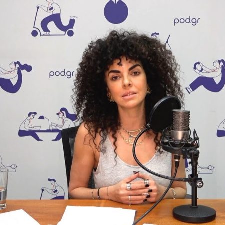 Όχι Μαρία Σολωμού, δεν μπορεί ούτε μια γυναίκα να χτυπάει τον σύντροφό της