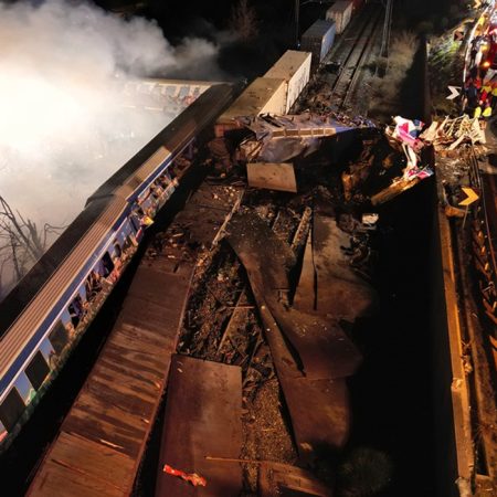 Νίκος Πλακιάς: «Διαψεύδω ότι τα παιδιά μου πέθαναν από τη φωτιά»
