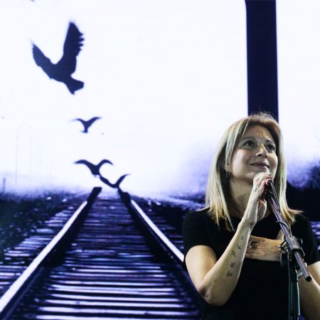 Η απάντηση της Καρυστιανού στον Άδωvi που είπε ότι όλα γίνονται για τα λεφτά