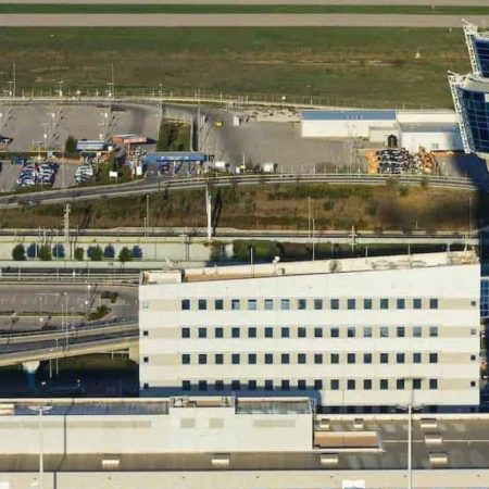 Τα αεροπλάνα μας πάνε «στα τυφλά», είπαν και ελάλησαν οι Ελεγκτές Εναέριας Κυκλοφορίας