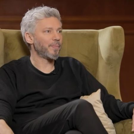 Αλκίνοος Ιωαννίδης: «Μετά το έγκλημα στα Τέμπη πήρα την απόφαση να φύγουμε από την Ελλάδα»