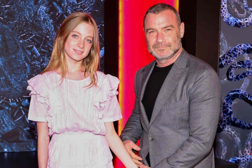 Liev Schreiber: Στηρίζει δημόσια την τρaνς κόρη του και θυμίζει τι σημαίνει να είσαι γονιός