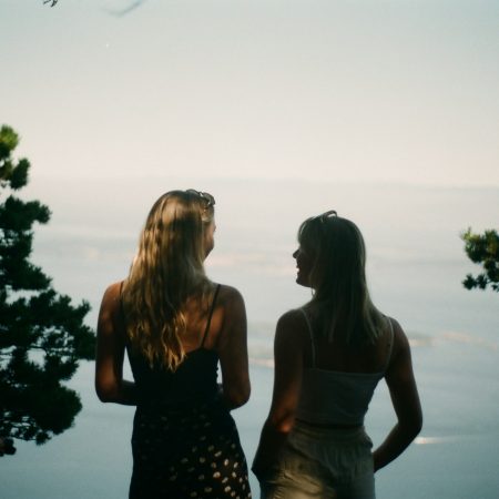 Αν έχεις αδερφή θα έχεις για πάντα ψυχολόγο, σωματοφύλακα και κολλητή σε 1 άτομο