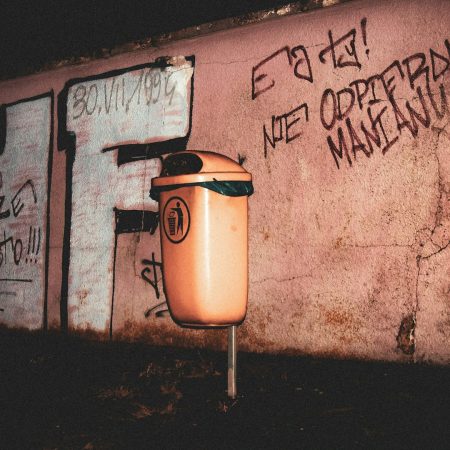 6 τρόποι που αν έχεις “Shit Life Syndrome” πετάς τη ζωή σου στα σκουπίδια