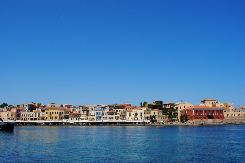 Χανιά: Ιδιοκτήτης έκοψε το ρεύμα και το νερό σε δασκάλα για να τη διώξει νωρίτερα από το σπίτι