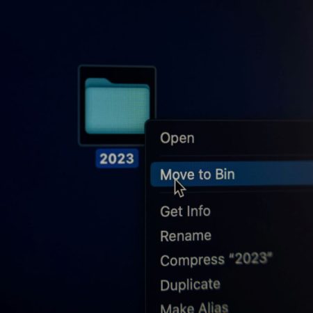 Delete-ology: Ολόκληρη ψυχολογία πίσω από το SEND-UNSEND στο γκομενάκι