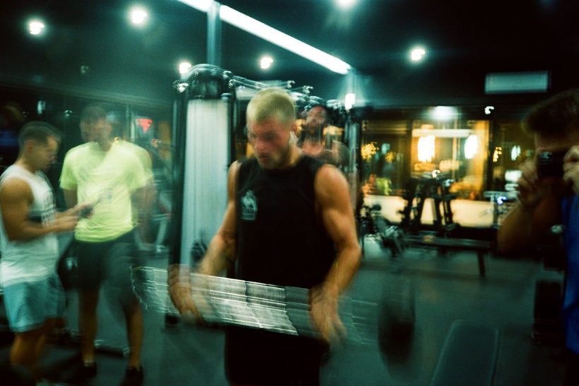 Gymtimidation: Όταν νομίζεις πως όλοι στο γυμναστήριο σε κοιτάνε - αλλά δεν ισχύει