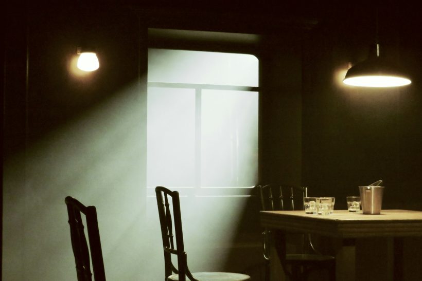 Πώς θα καταλάβεις πως έχεις αγαπήσει ένα ενεργειακό βαμπίρ