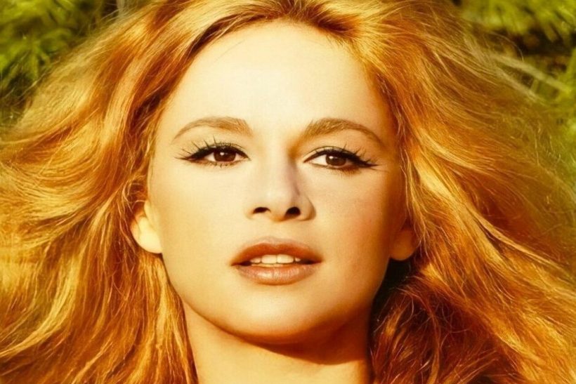 Οι θεραπείες με ουσίες από πρόβατα που έκανε η Βουγιουκλάκη για να παραμείνει νέα