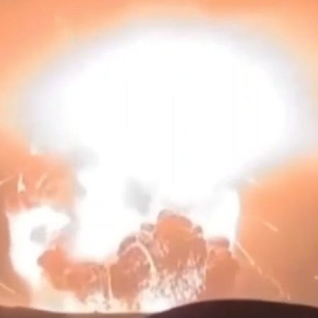 Οι ΗΠΑ βομβάρδισαν πυρηνικές εγκαταστάσεις στο Ιράν κι όλος ο κόσμος ανησυχεί