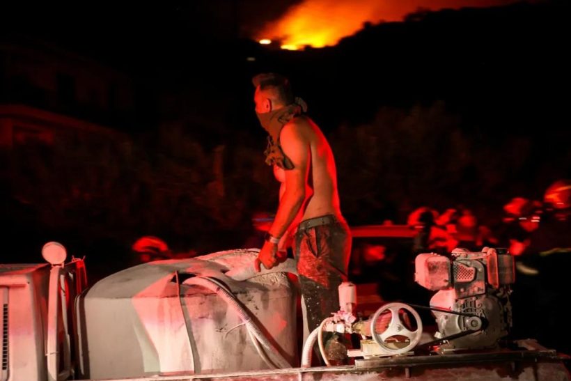 Το Λασίθι καίγεται και με 9 μποφόρ η κατάσταση διαρκώς χειροτερεύει