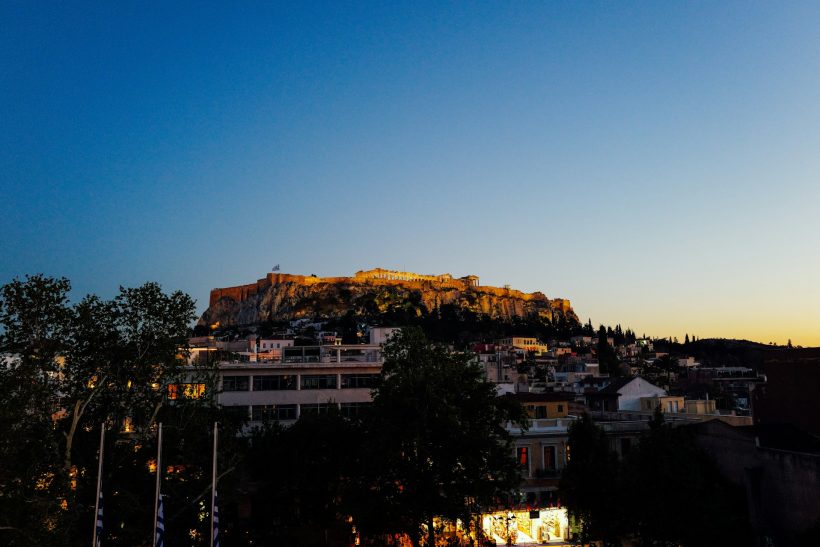 7 πράγματα να κάνεις αν ξεμείνεις στην Αθήνα ενώ όλοι θα είναι διακοπές