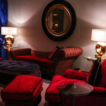 Πώς να κάνεις σ#ξ πάνω σε κάθε είδος επίπλου (και να μην καταλήξεις στο ΚΑΤ)