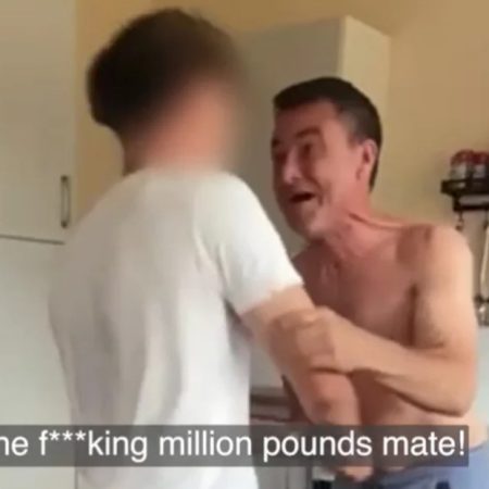 Single dad κερδίζει 1Μ στο λότο μετά τη μάχη με τον καρκίνο και το ανακοινώνει στον γιο του