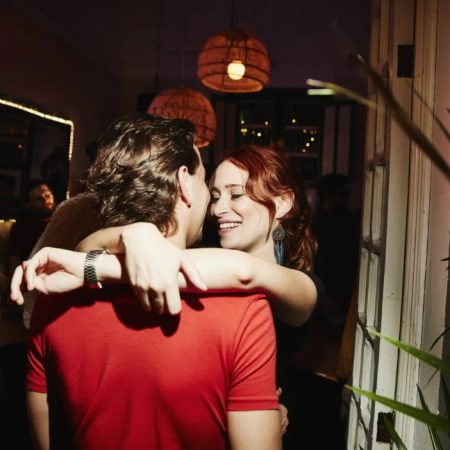 Τα s#x parties που κάνει η Gen Z έχουν κάτι ενδιαφέρον κι αλλιώτικο να πουν