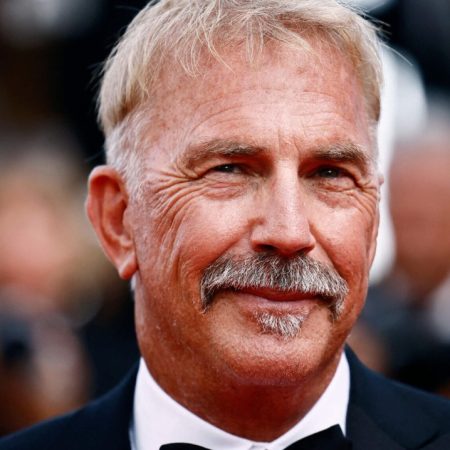 O Κέβιν Κόστνερ κατηγορείται από κασκαντέρ για μη προσχεδιασμένη σκηνή βιaσμού