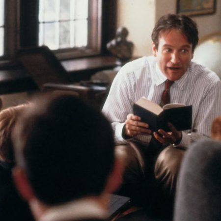 Ο Κύκλος των Χαμένων Ποιητών είναι αυτή η ταινία που κάθε έφηβος πρέπει να δει