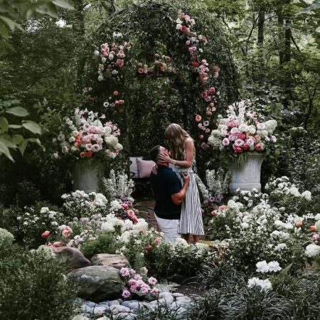 O μπαμπάς του Τράβις εξηγεί πώς έγινε η πρόταση στην Τέιλορ κι είναι ό,τι πιο οικείο και τρυφερό