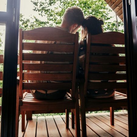 Συναισθηματική διαθεσιμότητα: Πώς να βελτιώσεις τη δεξιότητα της παρουσίας