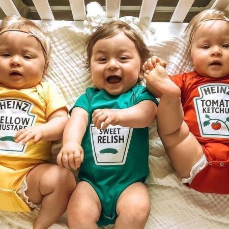 Τρίδυμα: Μια μαμά μας λύνει απορίες για την κύηση έως την απαιτητική καθημερινότητα