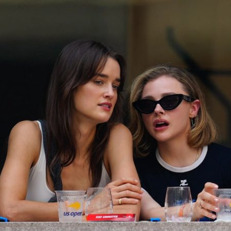 Η Κλόι Γκρέις Μορέτζ παντρεύτηκε την καλή της, Κέιτ Χάρισον, κι αυτή είναι η ιστορία τους