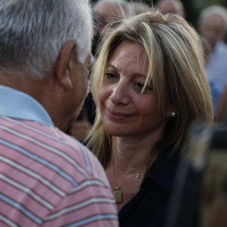Μαρία Καρυστιανού: «Θα έσκαβα με τα χέρια μου για να βγάλω τα οστά του παιδιού μου από τον τaφο»