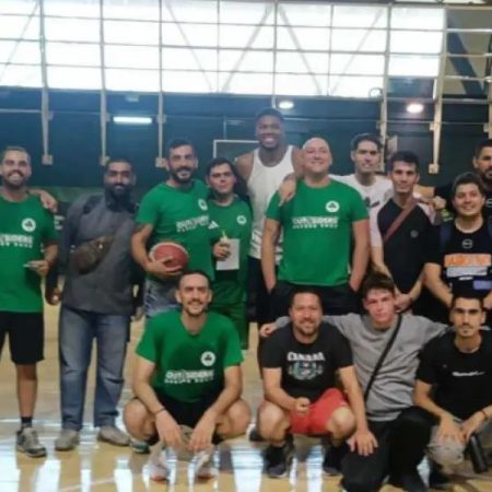 Προπόνηση έκανε ο Γιάννης με την ομάδα νοητικής αναπηρίας του Παναθηναϊκού