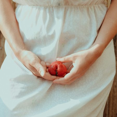 Γιατί είναι όλο και πιο μικρά τα κορίτσια που τους έρχεται πρώτη φορά περίοδος;