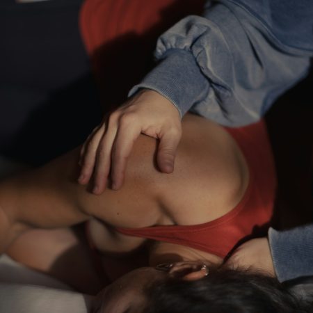 Κι όλο σου το «είναι» να δώσεις, αν κάποιος δεν είναι έτοιμος θα το δει ως βάρος