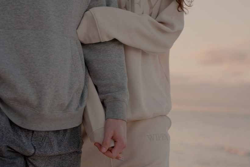 Όλοι οι τρόποι για να νικήσεις την άγρια μοναξιά του Νοέμβρη