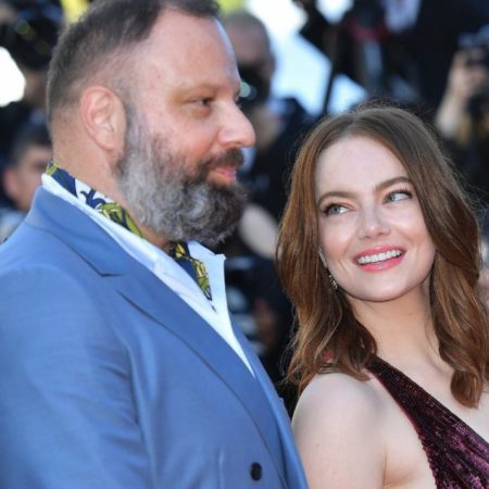 Το πιο γλυκό μήνυμα στα ελληνικά έστειλε η Έμμα Στόουν στην πρεμιέρα του Λάνθιμου