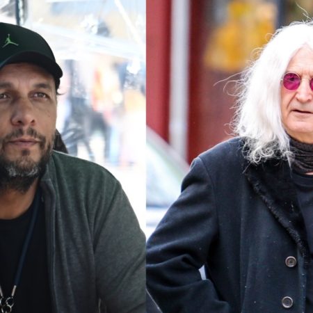 Ο Νίκος Καρβέλας ήταν κρυφά κάθε βράδυ εκεί για να μην είναι ο Πάνος Ρούτσι μόνος