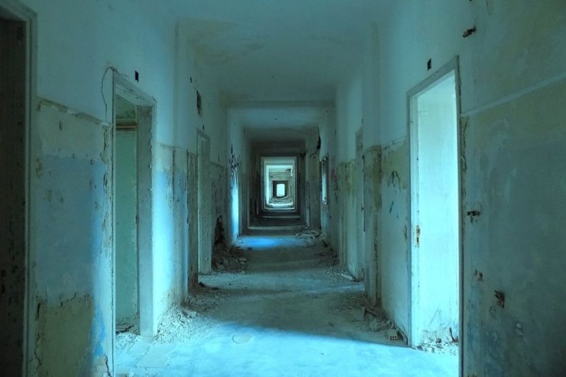 Τα πιο ακραία στοιχειωμένα μέρη της Ελλάδας για να κάνεις τουρ στο Halloween