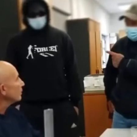 «Μάζεψε την κ@λάρα σου»: Παρέμβαση Ροuβίκwνα στην Παιανία για καταγγελίες παρενόχλησης