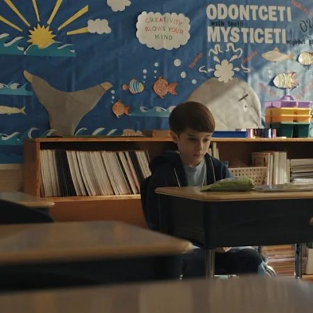 Ίσως φταίει που οι δάσκαλοι δε μαθαίνουν πια στα παιδιά να «νιώθουν» το ένα το άλλο