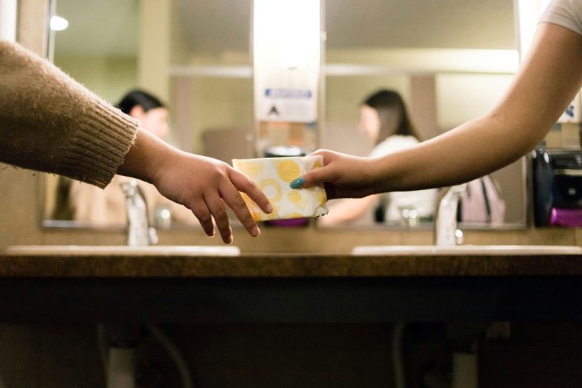 Κάθε γυναίκα δικαιούται να την παίρνουν στα σοβαρά (και) όταν έχει περίοδο