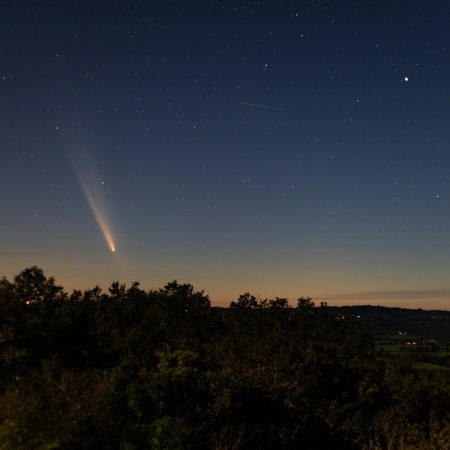 Μπάλες φωτιάς θα εμφανιστούν στον ουρανό απόψε από τον κομήτη Halley