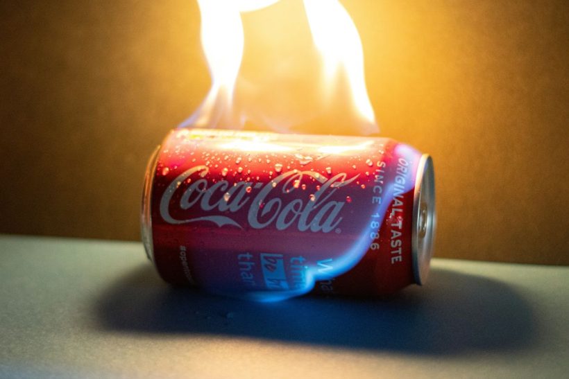 Body positivity my *ss: Περήφανη χοντρή περσόνα αναζητεί σ3ξ χωρίς ταμπού