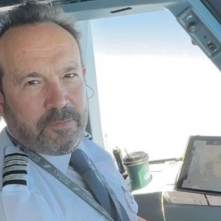 Πετάς με Cyprus Airways; Πολύ πιθανό ο Κώστας Μακεδόνας να είναι ο πιλότος!