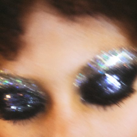 Όταν φοβάσαι πως ίσως να είσαι “πολύς” για να σε αγαπήσουν