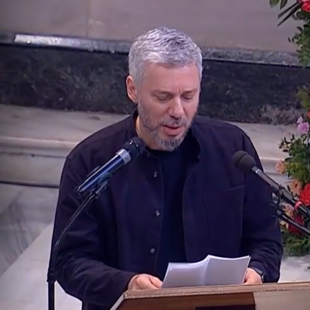 Ο μαθητής Αλκίνοος αποχαιρέτησε τον δάσκαλο Σαββόπουλο με σεβασμό και ευγνωμοσύνη