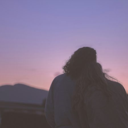 7 μορφές οικειότητας σ' ένα ζευγάρι που είναι πιο αποκαλυπτικές απ' τη σωματική