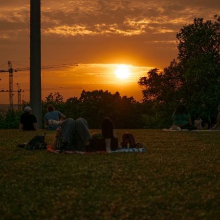 Πώς μπορείς να σώσεις τη σχέση σου όταν όλα γύρω σου είναι χάλια