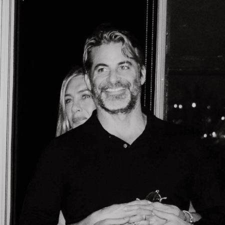 Η Τζένιφερ Άνιστον μόλις ανακοίνωσε τη νέα της σχέση κι έχει γίνει χαμούλης