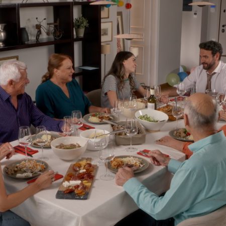To «Σόι Σου» έκανε πρεμιέρα και νιώσαμε την ίδια παλιά γλυκιά ζεστασιά
