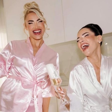 Να βρείτε φίλες που να χαίρονται στον γάμο σας όπως η Ιωάννα Τούνη στης Στέλας Πάσσαρη