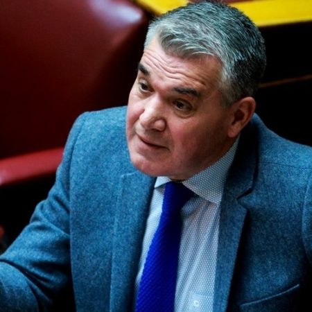 «Με 5.000 ευρώ δε βγαίνω» μας ενημέρωσε ο κος Κυριαζίδης και συγκινηθήκαμε