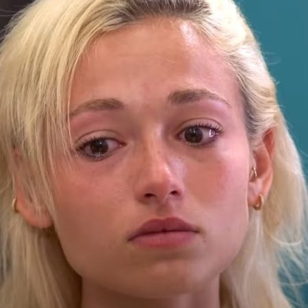 Είναι βίa να κόβεις τα μαλλιά ενός ανθρώπου στην τηλεόραση όταν δε θέλει;