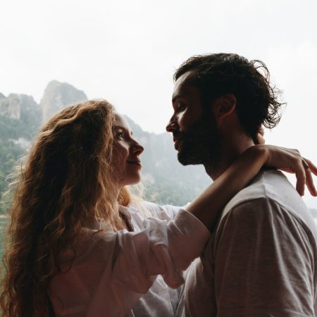 Mankeeping σημαίνει να έχεις σχέση με έναν άντρα που εξαρτάται από σένα